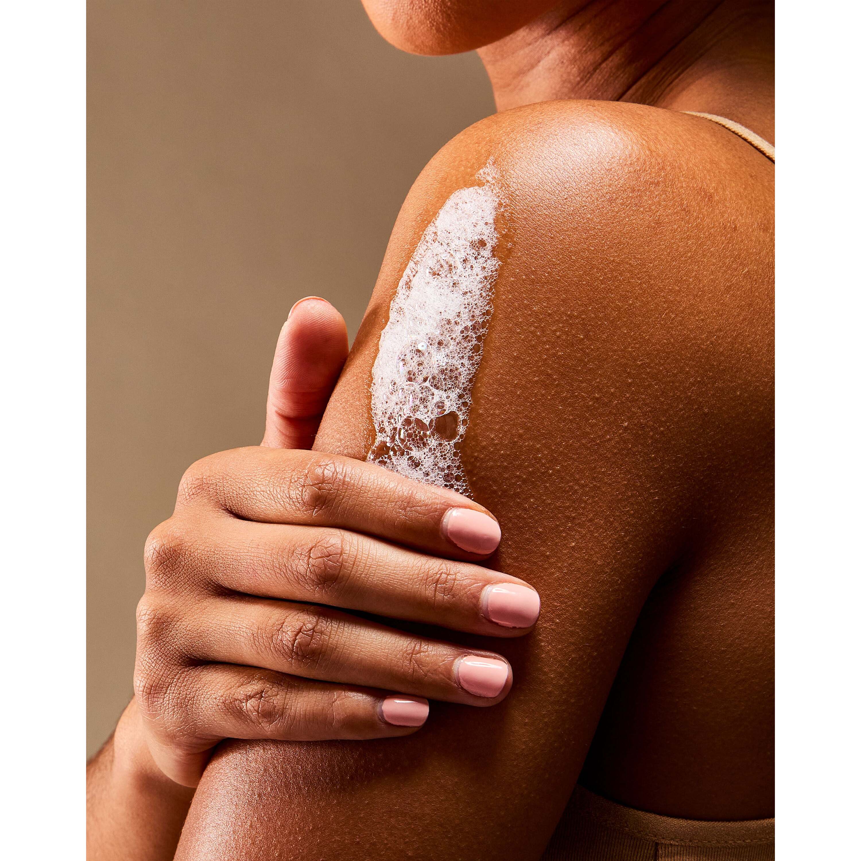 Into The Night Travel Size Body Wash - Image 6