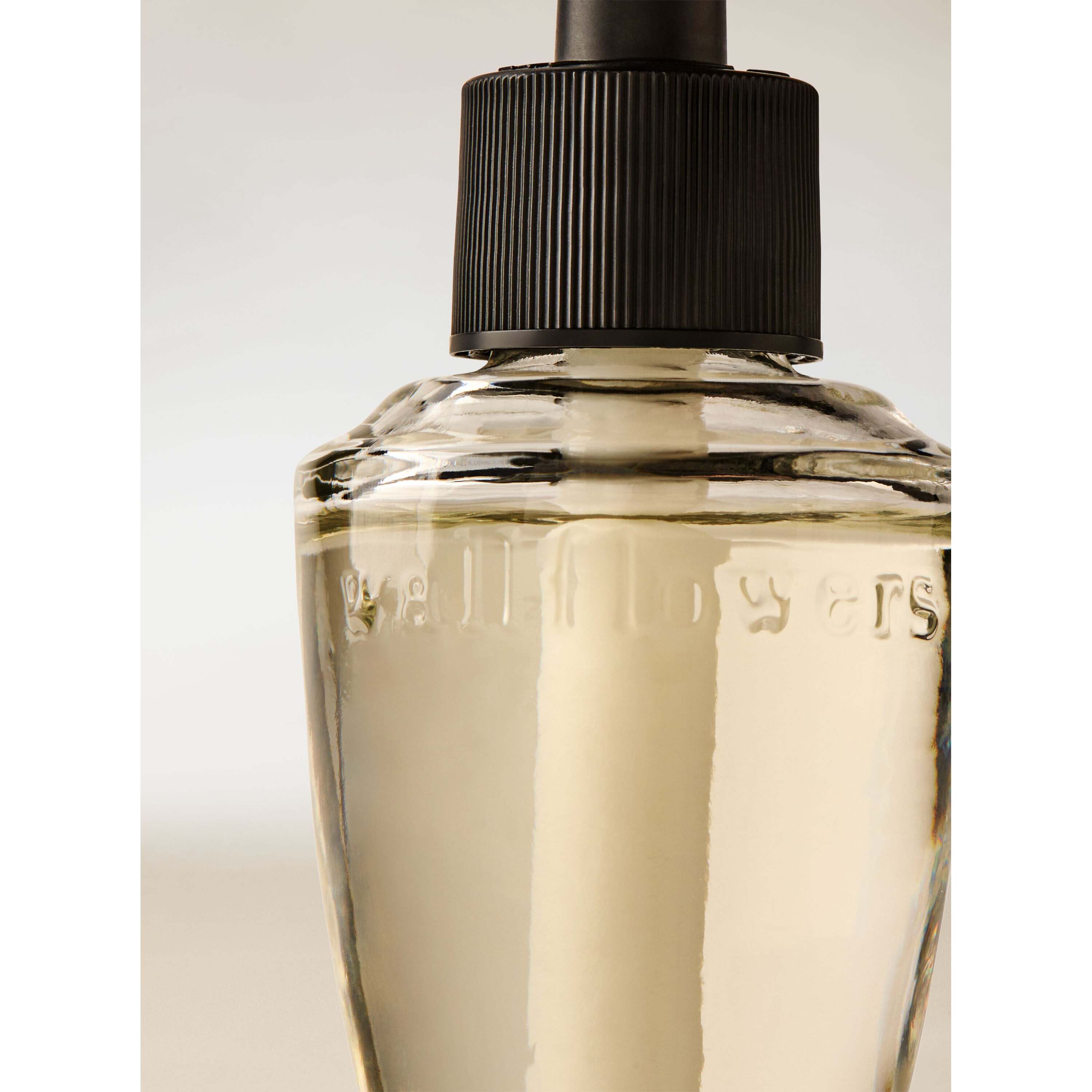 Mahogany Teakwood Wallflowers Fragrance Refill - Image 2