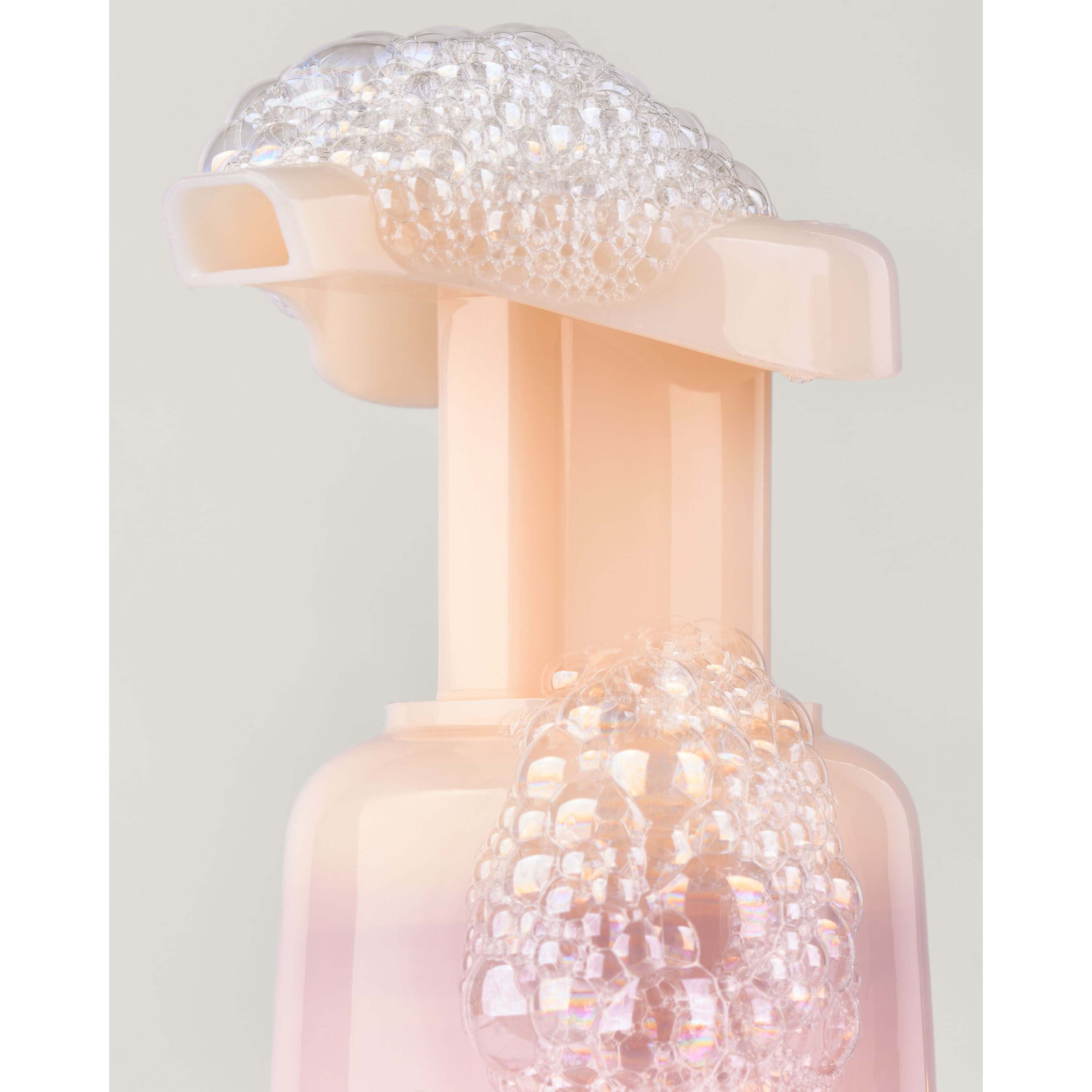Peach Bellini Gentle & Clean Foaming Hand Soap - Image 5