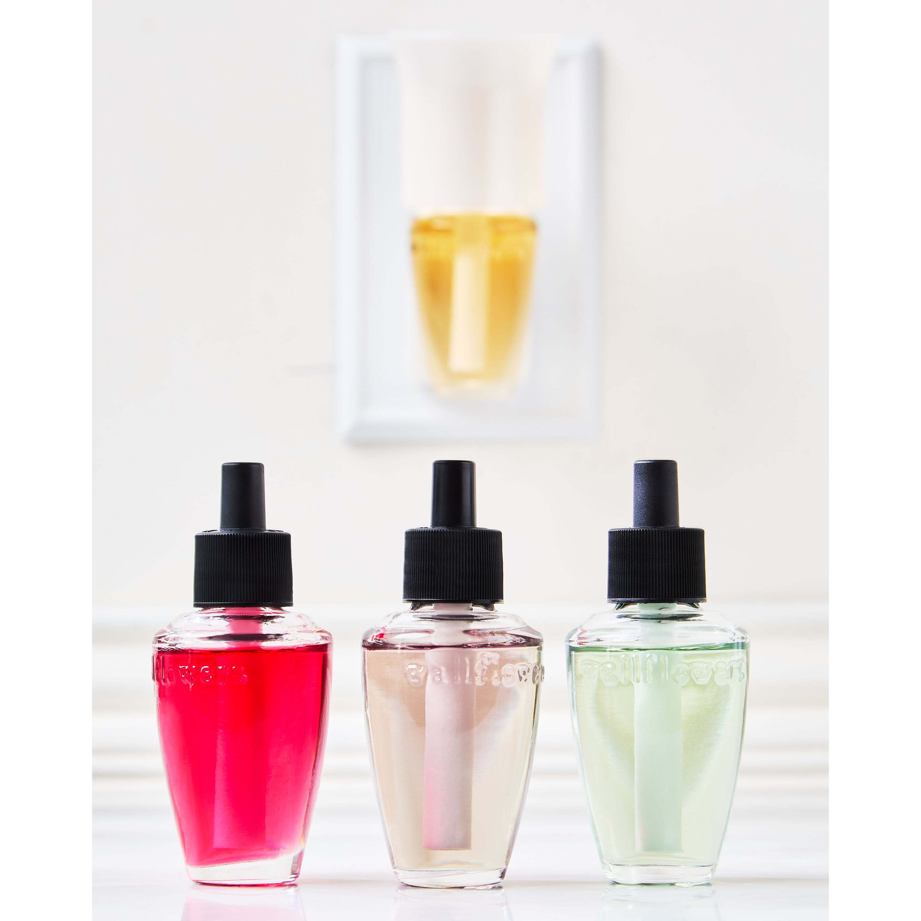 Island Margarita Wallflowers Refills 2-Pack - Image 5