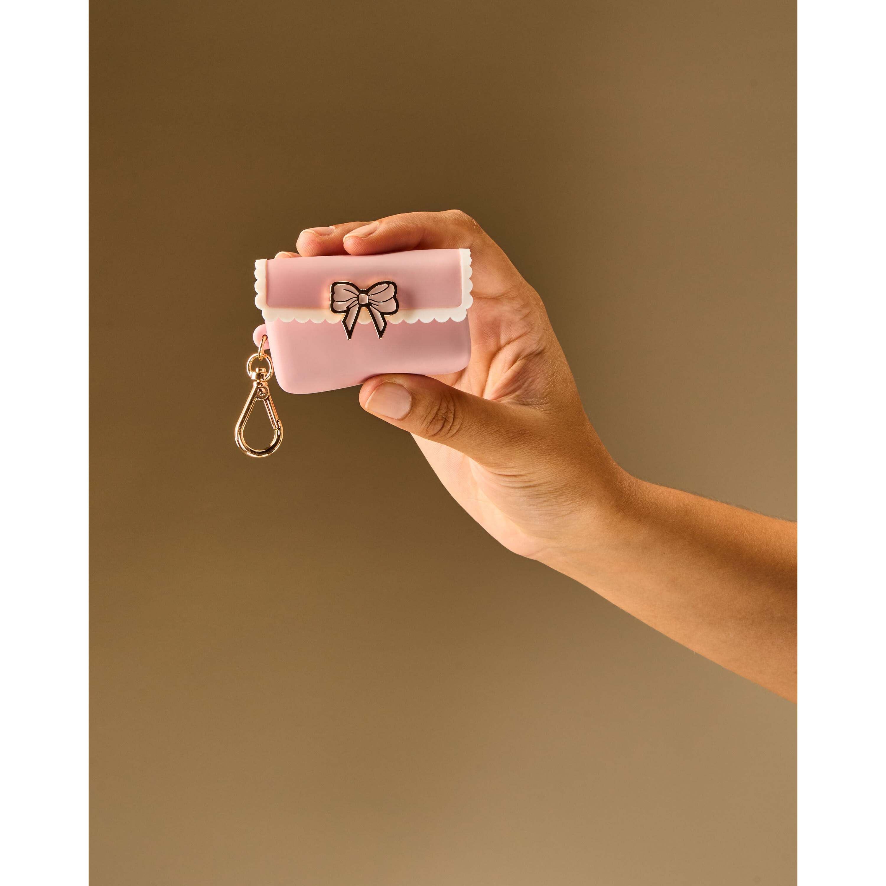 Scallop Bow Snap Case Pocketbac Holder - Image 3