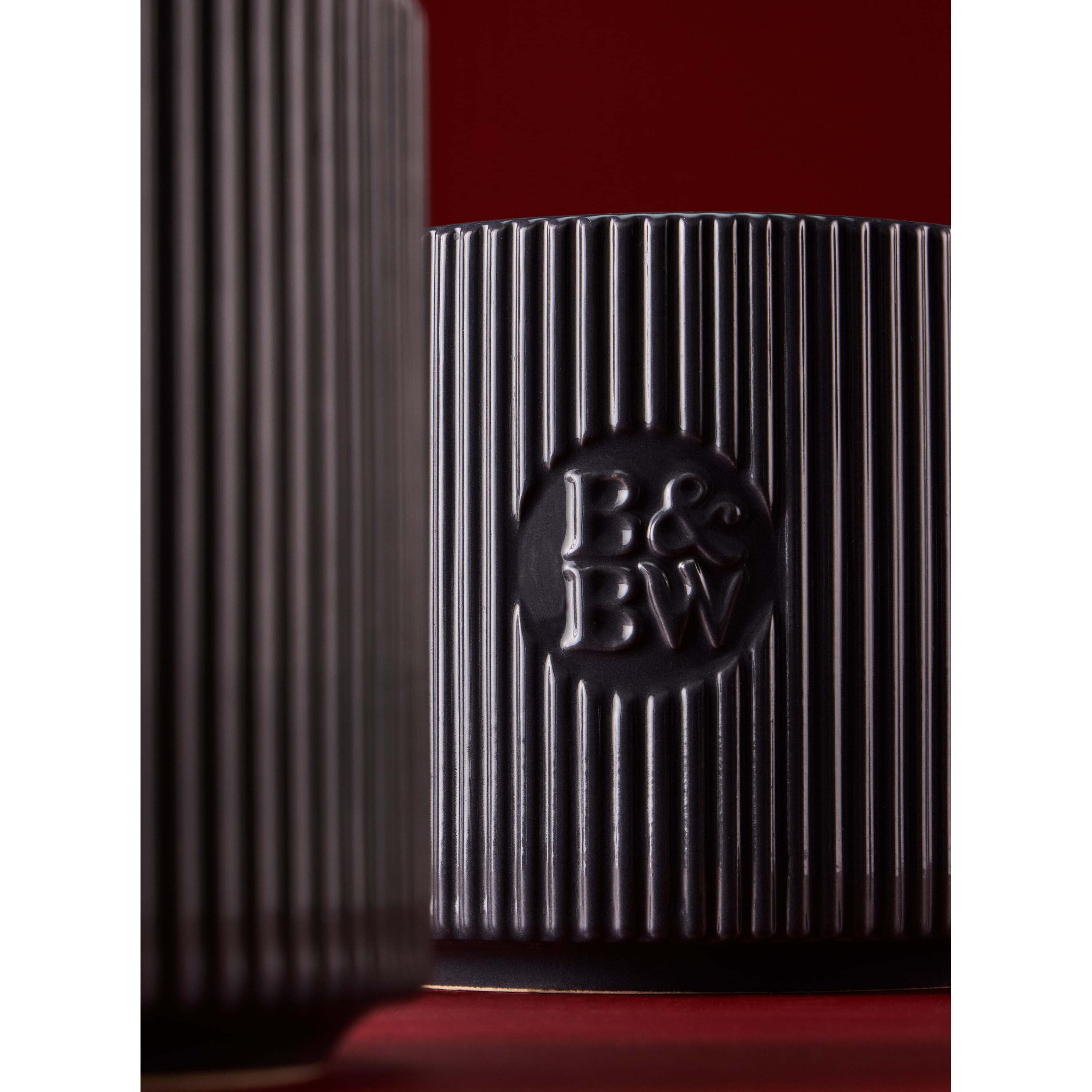 Mahogany Teakwood Intense 3-Wick Candle - Image 2