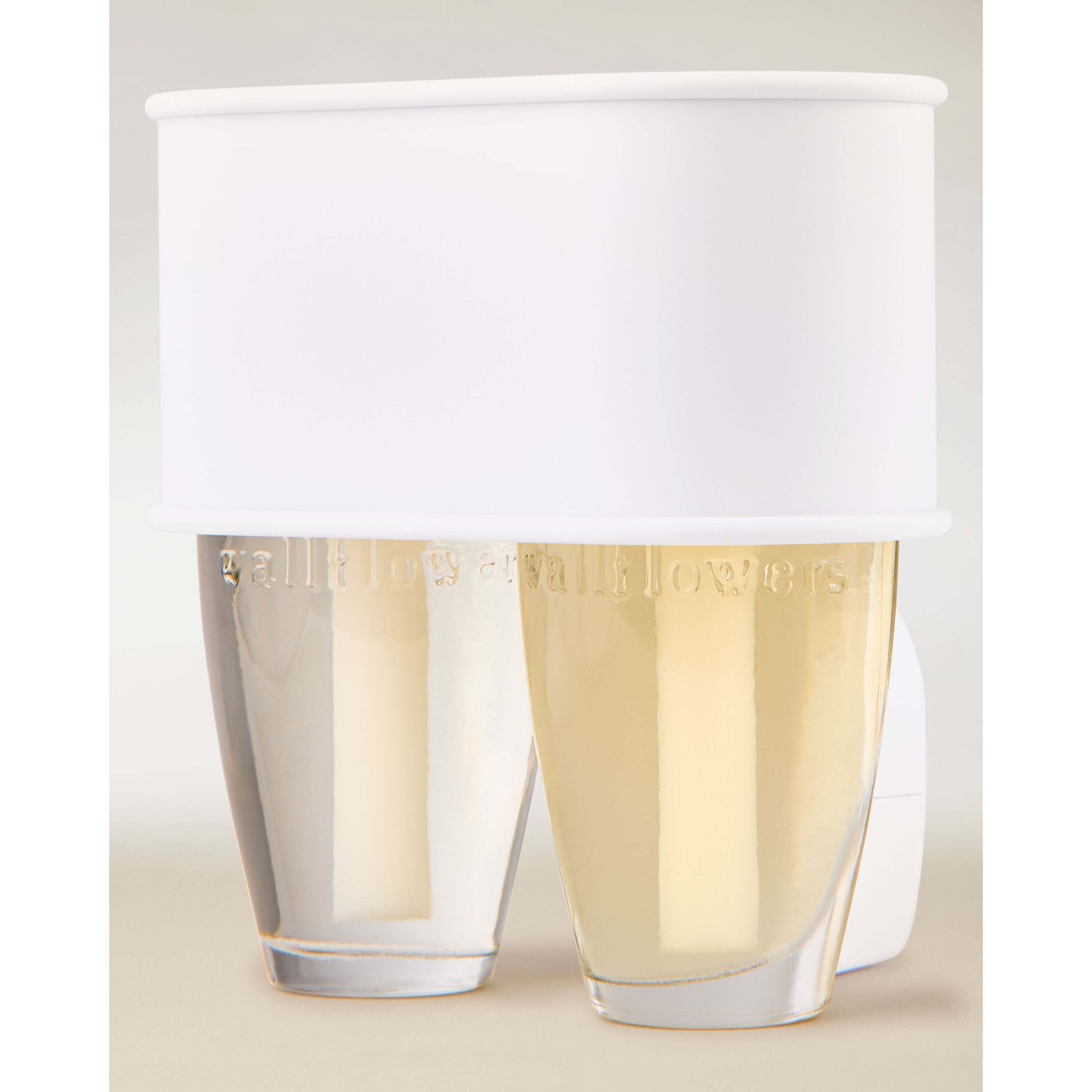 White Scent Switching Wallflowers Duo Plug - Image 2