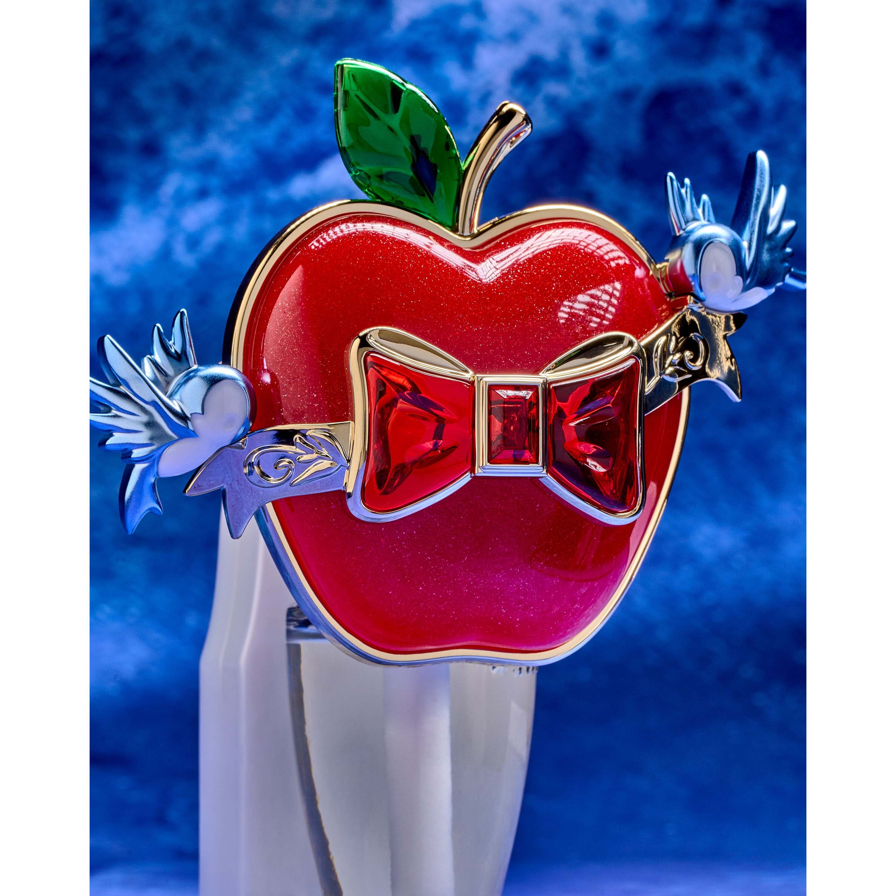 Snow White Nightlight Wallflowers Fragrance Plug - Image 2