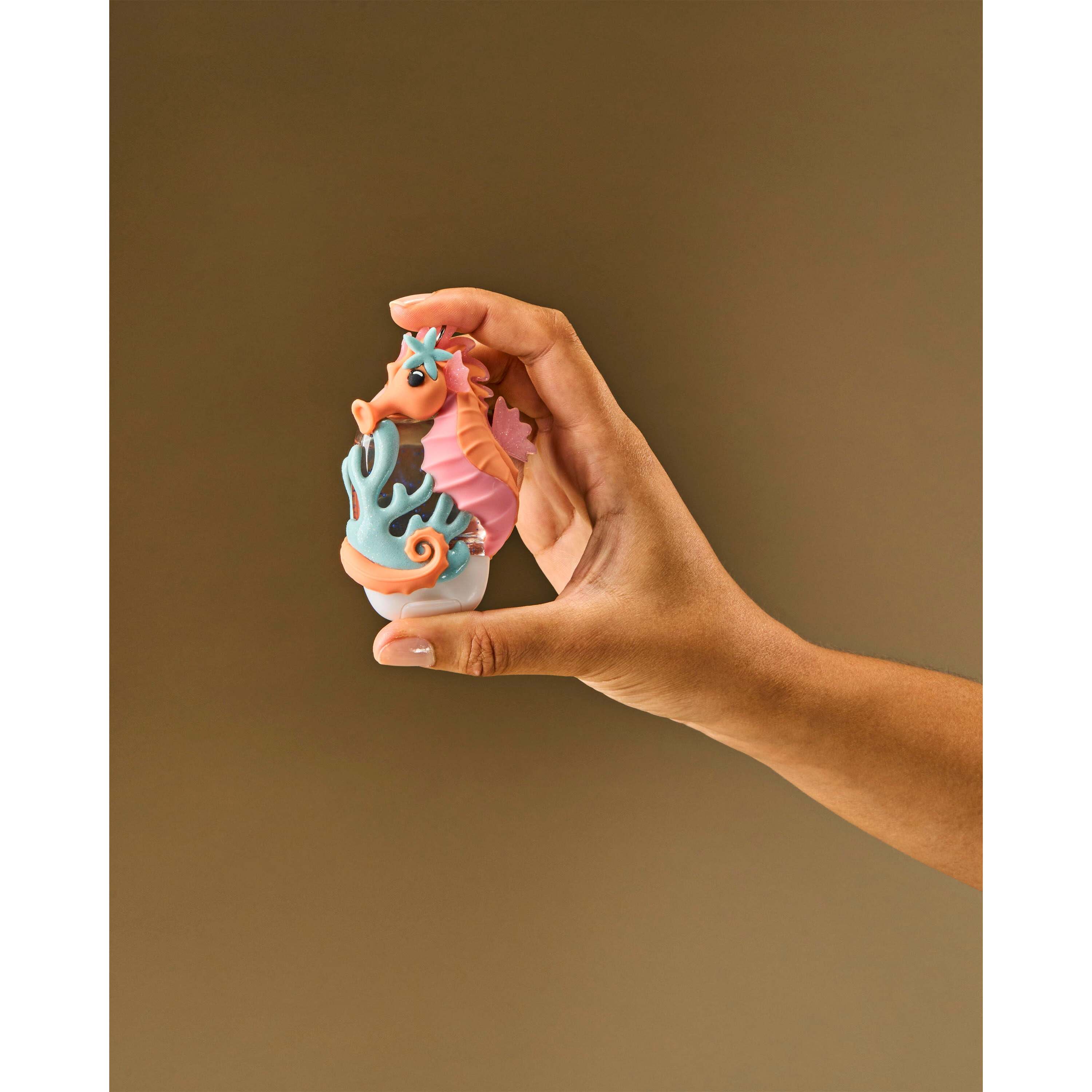 Seahorse Pocketbac Holder - Image 3