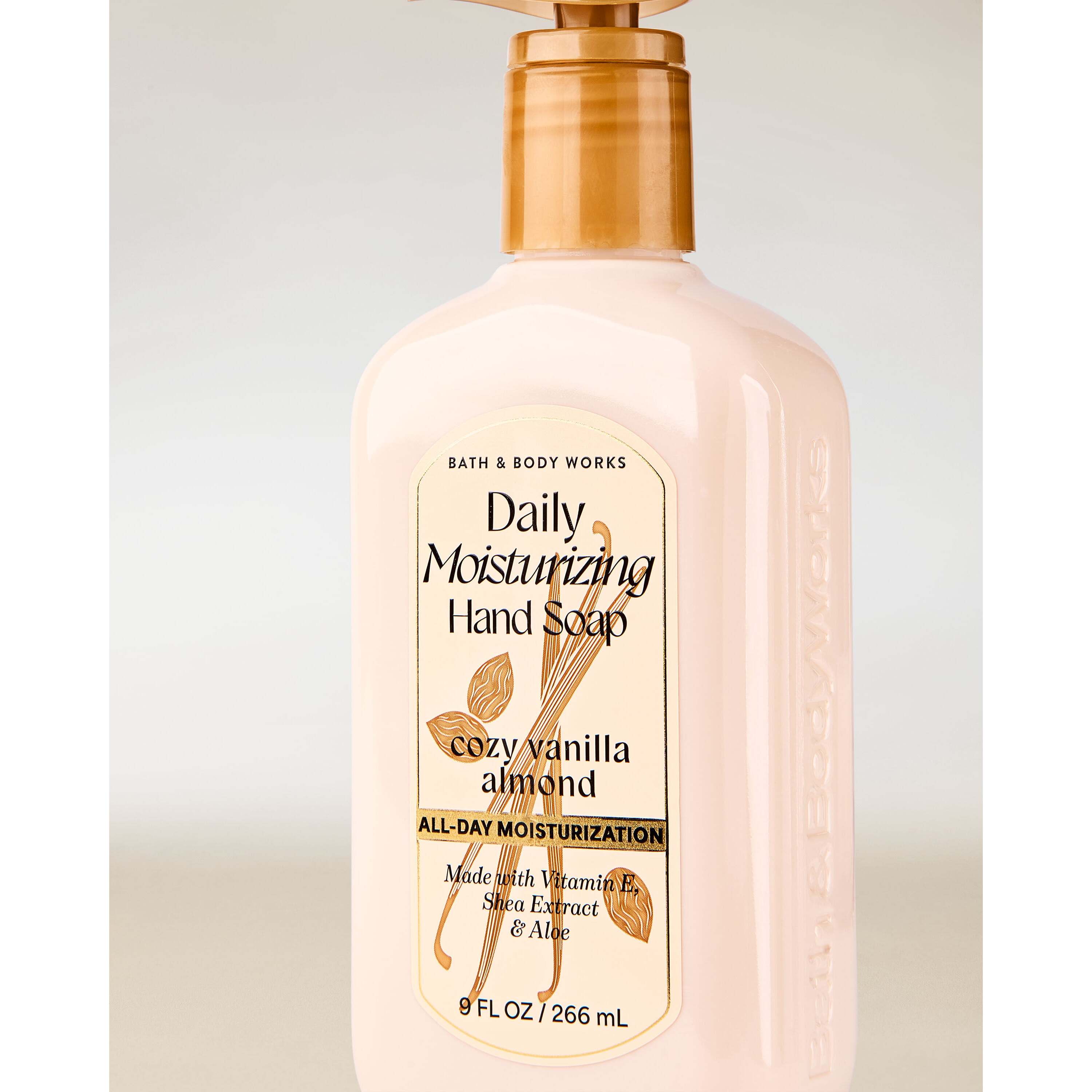 Cozy Vanilla Almond Daily Moisturizing Hand Soap - Image 2