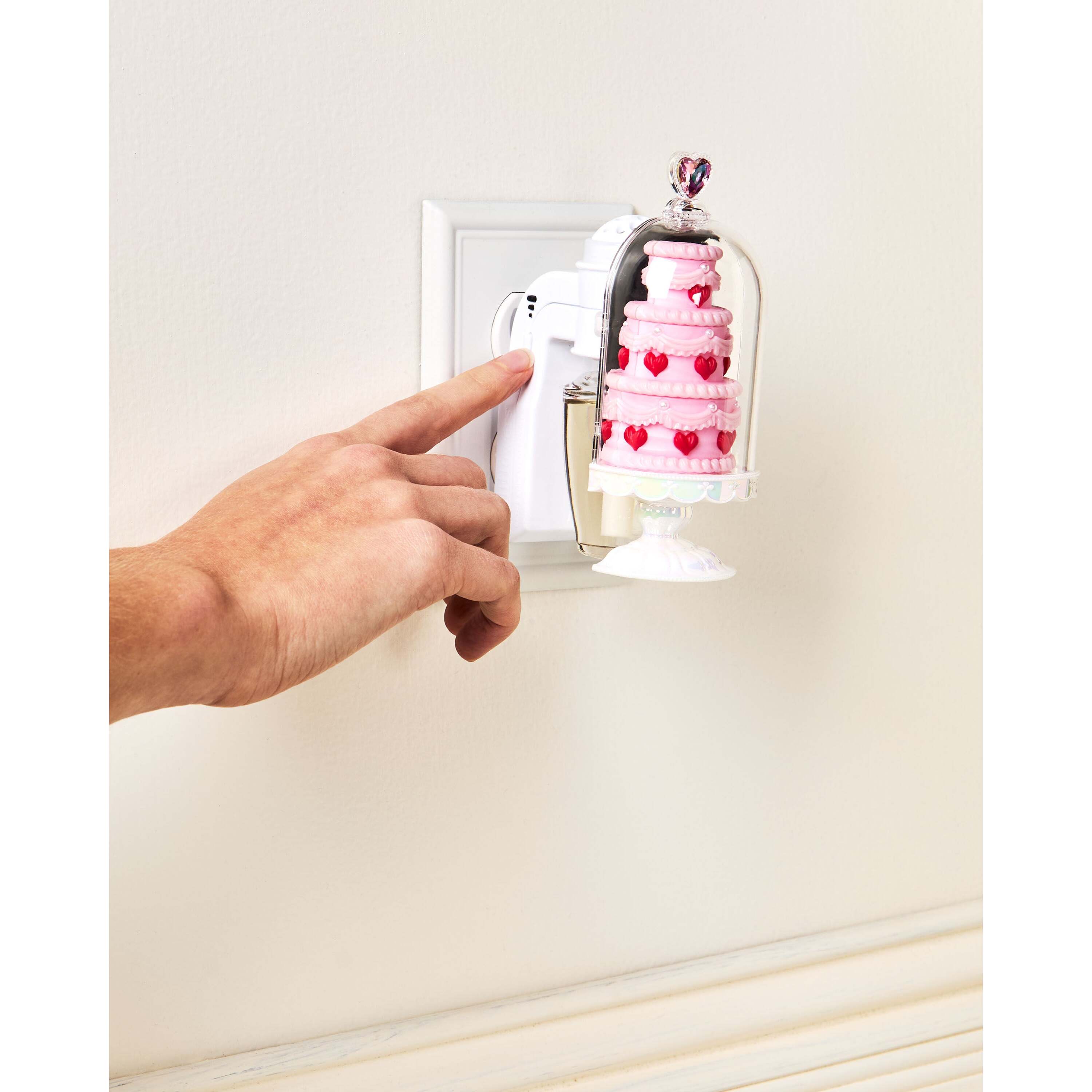 Tiered Cake In Case Scent Control Nightlight Wallflowers Fragrance Plug - Image 5