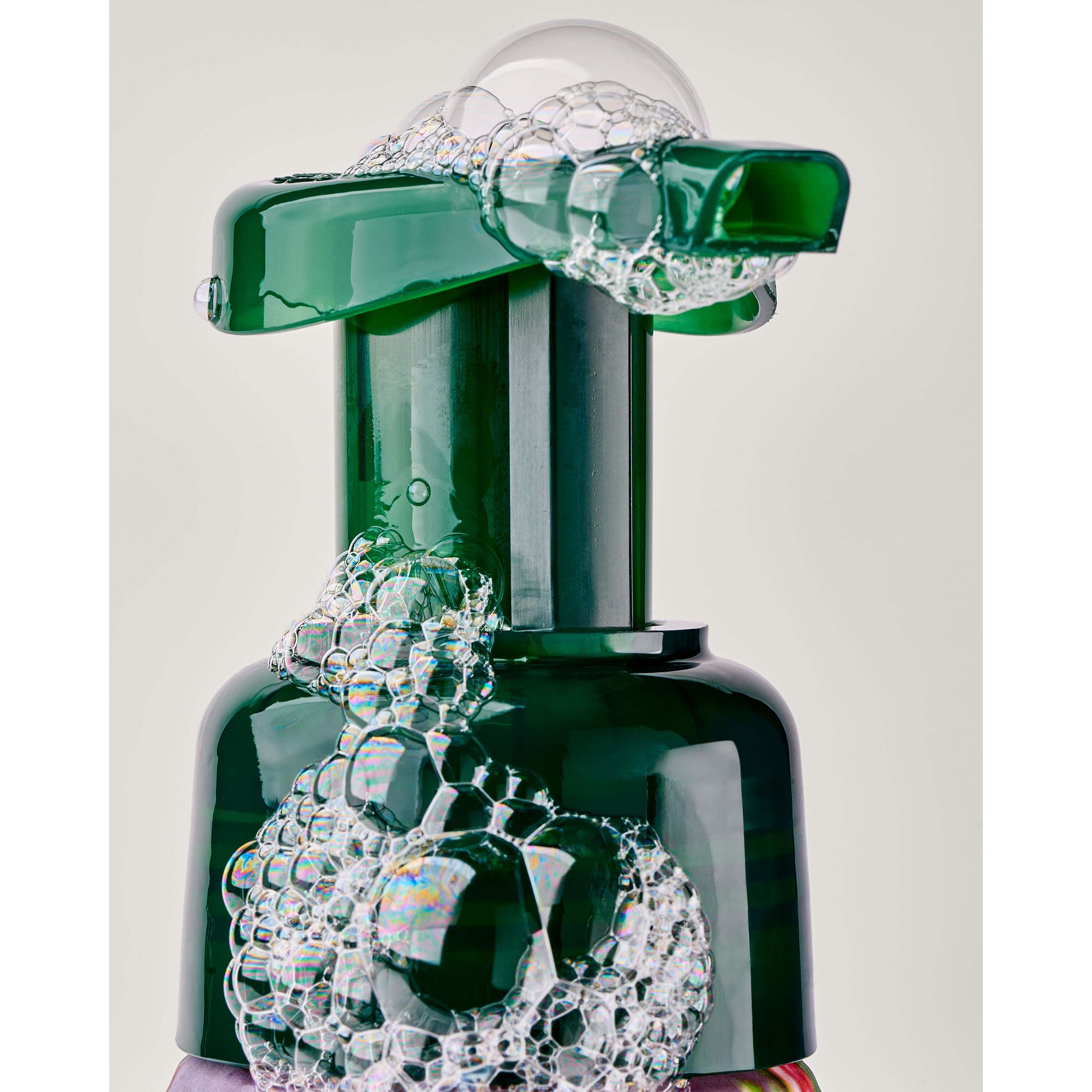 Raspberry Tangerine Gentle & Clean Foaming Hand Soap - Image 4