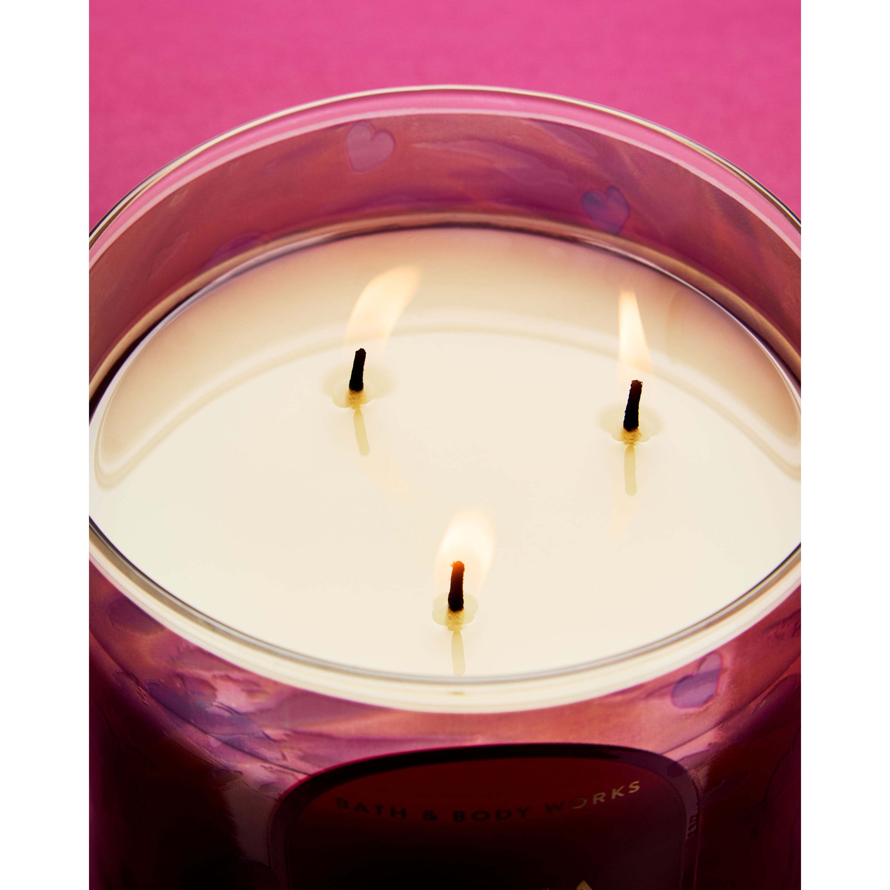Vanilla Cloud 3-Wick Candle - Image 5